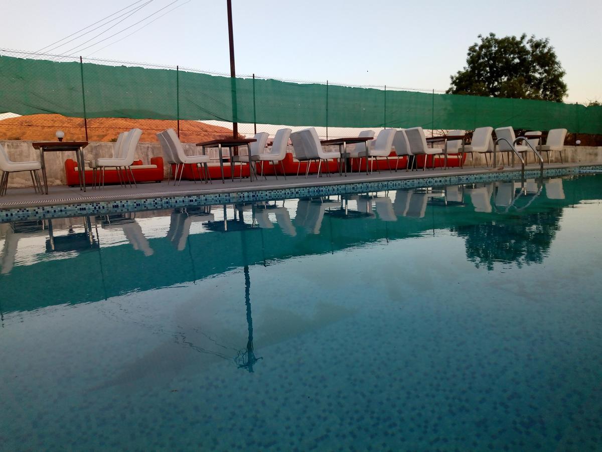 Mount Machi Resort Pune Exterior foto
