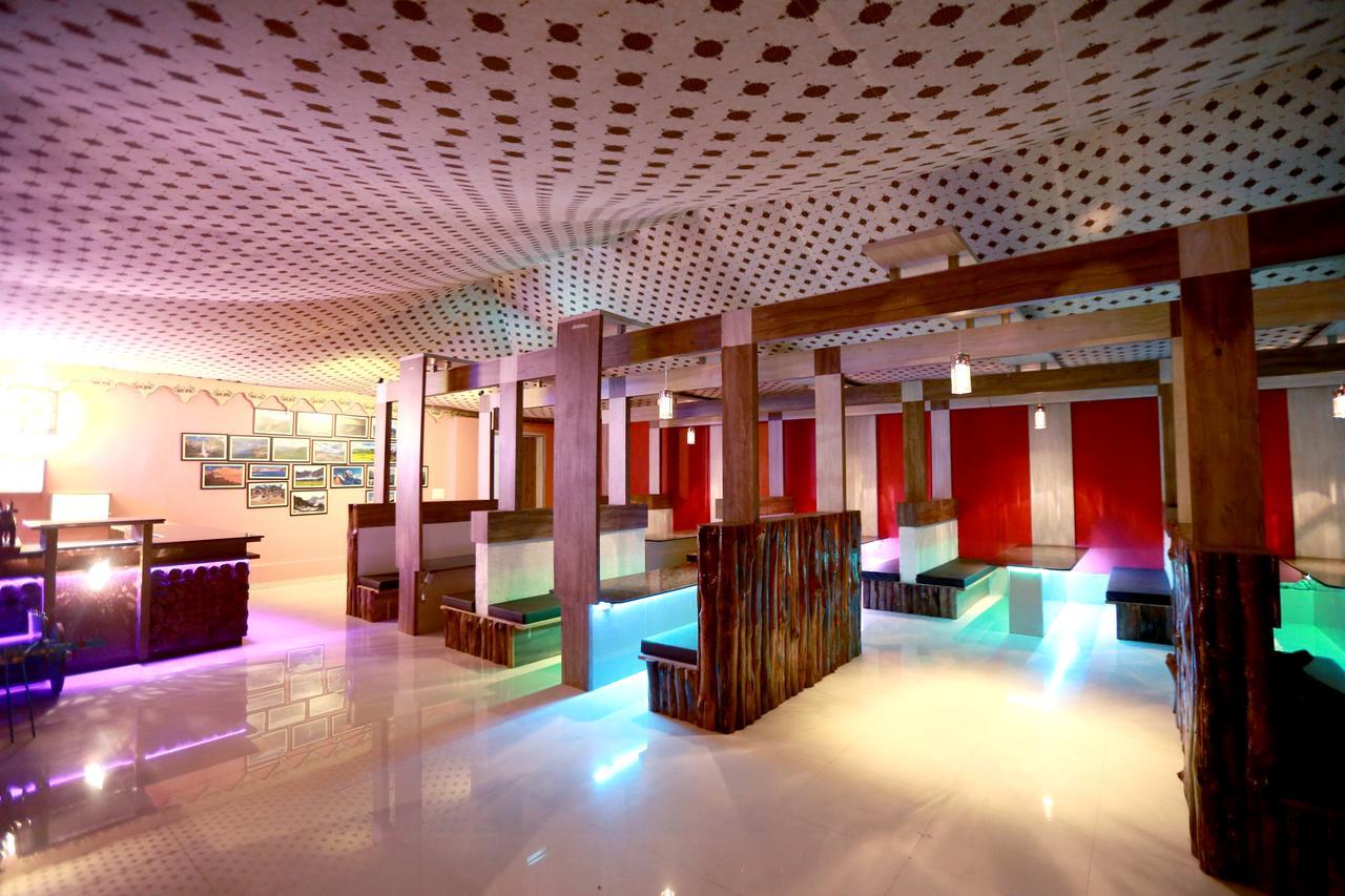 Mount Machi Resort Pune Exterior foto